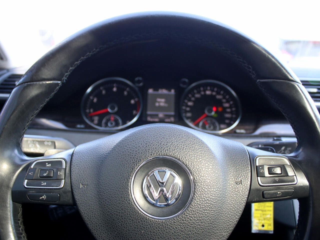2013 Volkswagen CC Executive image 25