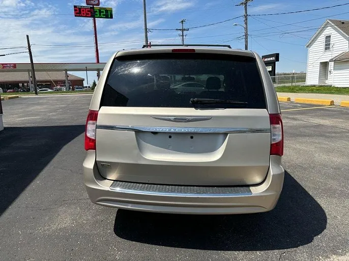 2014 Chrysler Town & Country