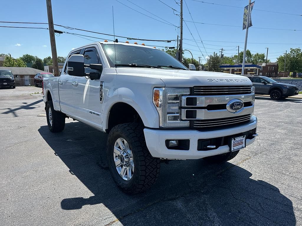 2019 Ford F-350 Limited image 1