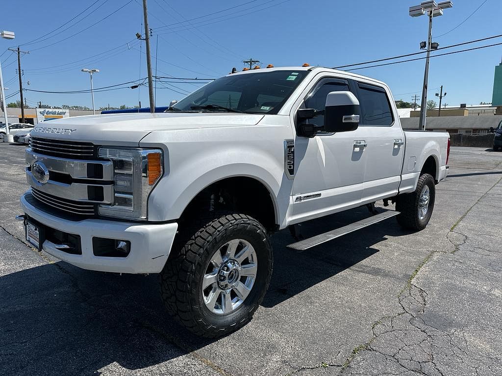2019 Ford F-350 Limited image 3