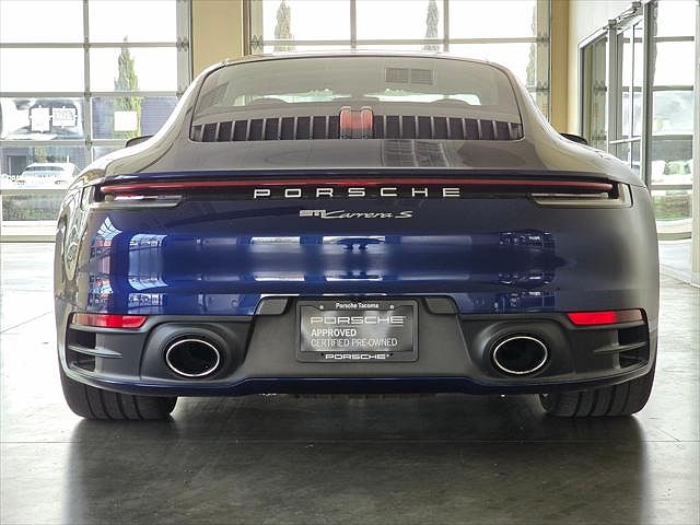 2021 Porsche 911 null image 3