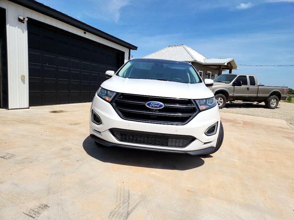 2016 Ford Edge Sport image 1