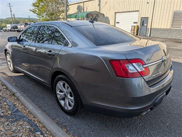 2012 Ford Taurus