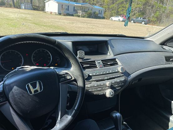 2012 Honda Accord SE photo 2