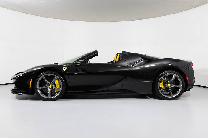 2025 Ferrari SF90