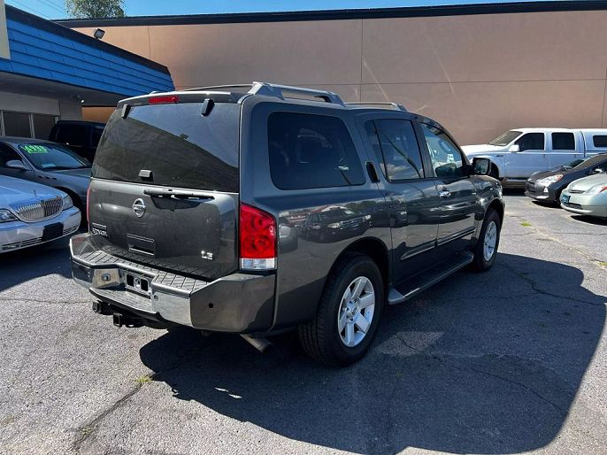 2004 Nissan Armada