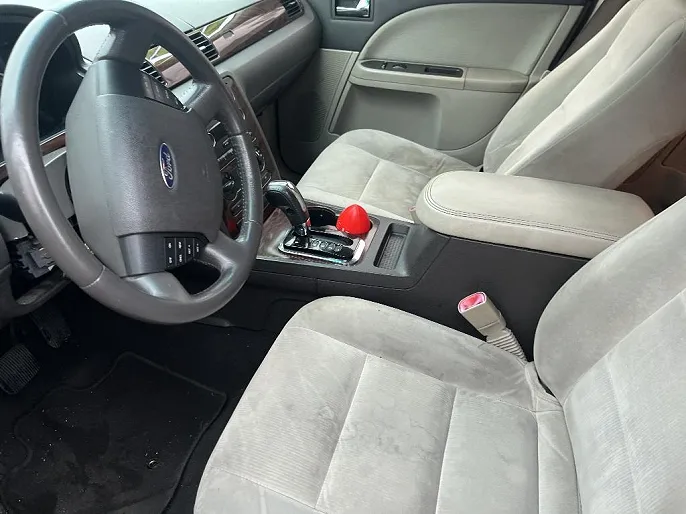2008 Ford Taurus