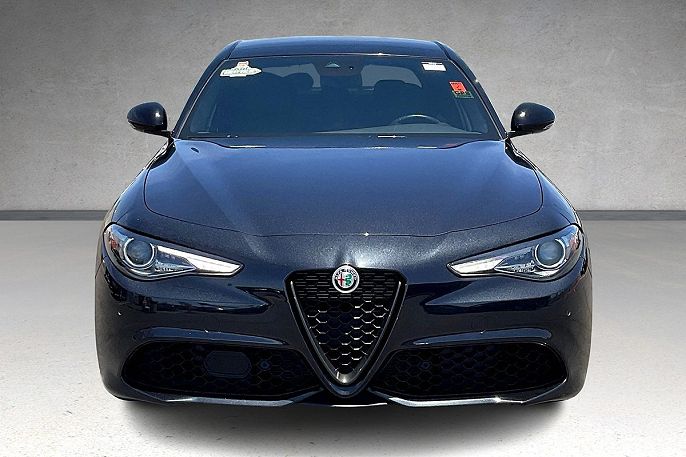 2022 Alfa Romeo Giulia