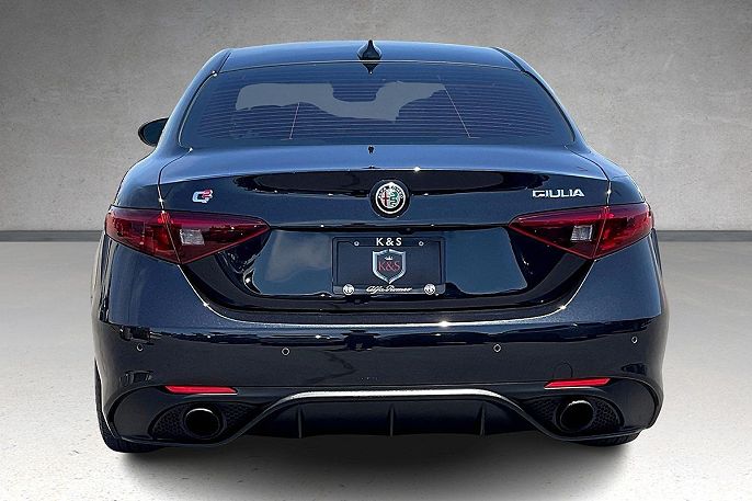 2022 Alfa Romeo Giulia