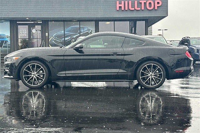 2015 Ford Mustang null image 7