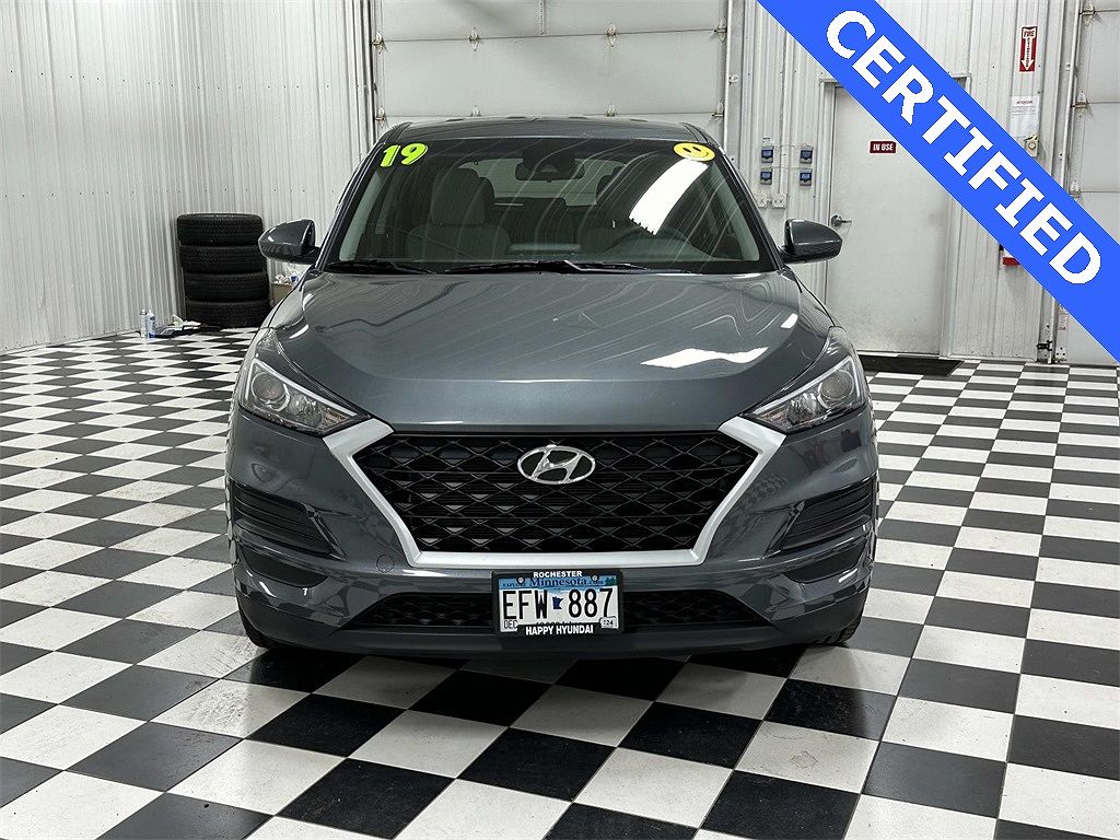 2019 Hyundai Tucson SE image 5