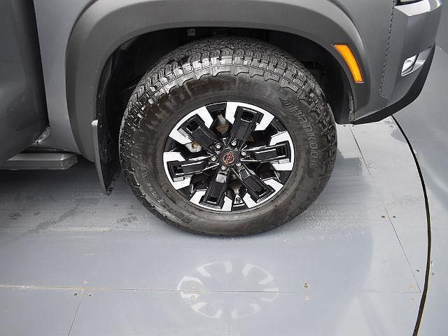 2023 Nissan Frontier PRO-4X image 16