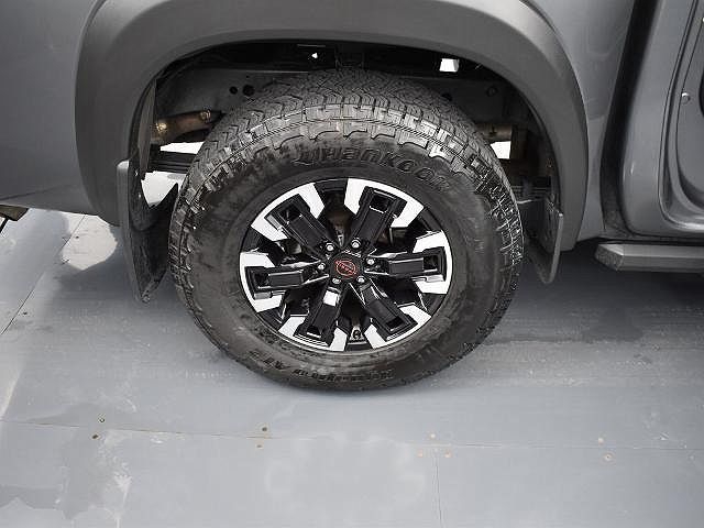 2023 Nissan Frontier PRO-4X image 17