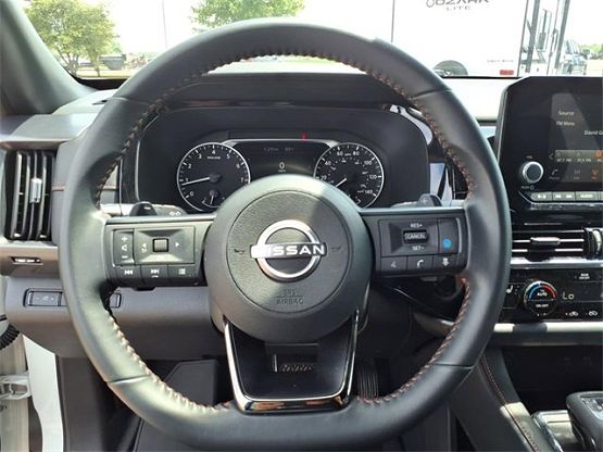 2024 Nissan Pathfinder Rock Creek photo 6