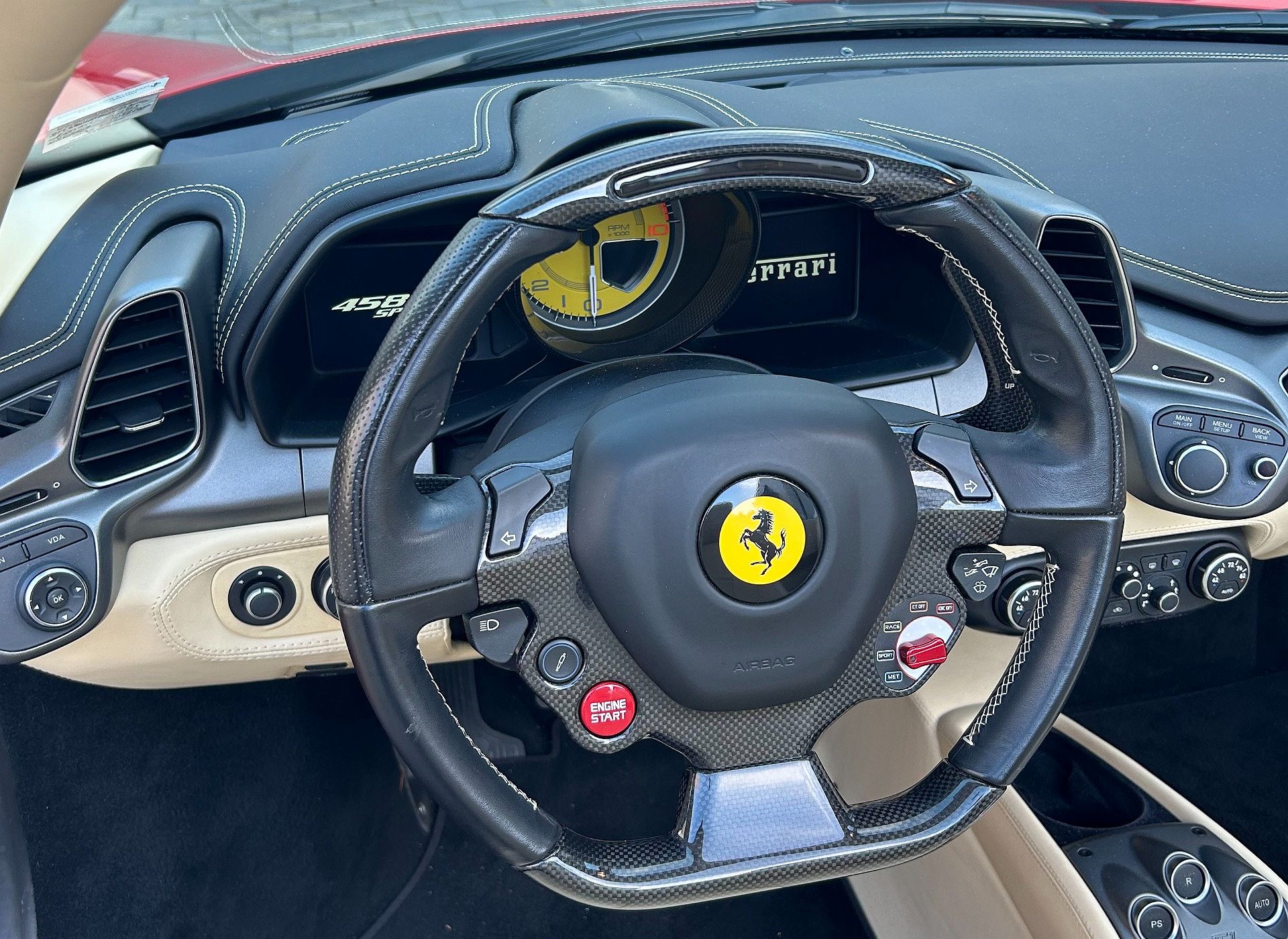 2014 Ferrari 458 null image 8