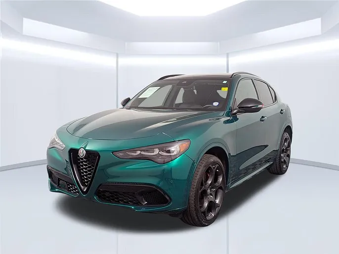 2025 Alfa Romeo Stelvio