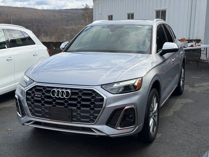 2022 Audi SQ5