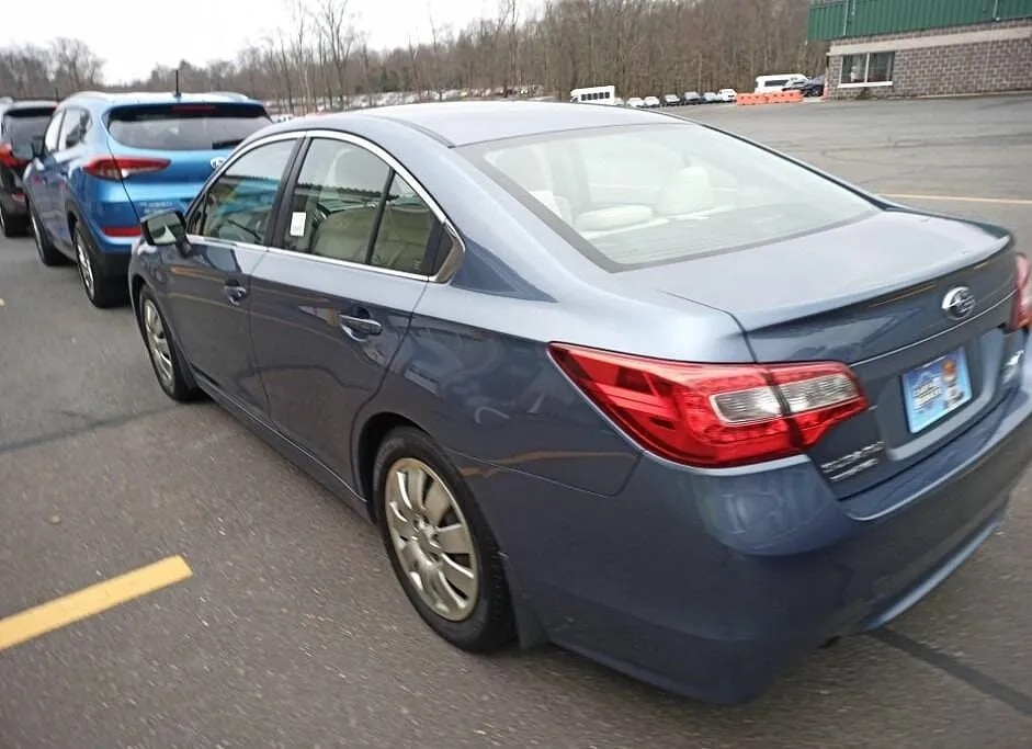 2015 Subaru Legacy 2.5i image 2