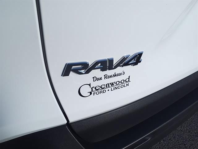 2023 Toyota RAV4 LE image 23