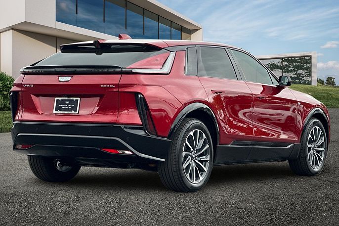 2025 Cadillac Lyriq