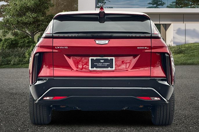 2025 Cadillac Lyriq