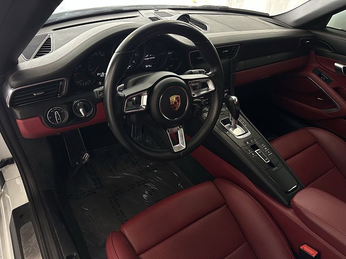 2018 Porsche 911