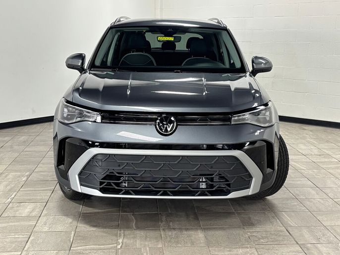 2025 Volkswagen Taos