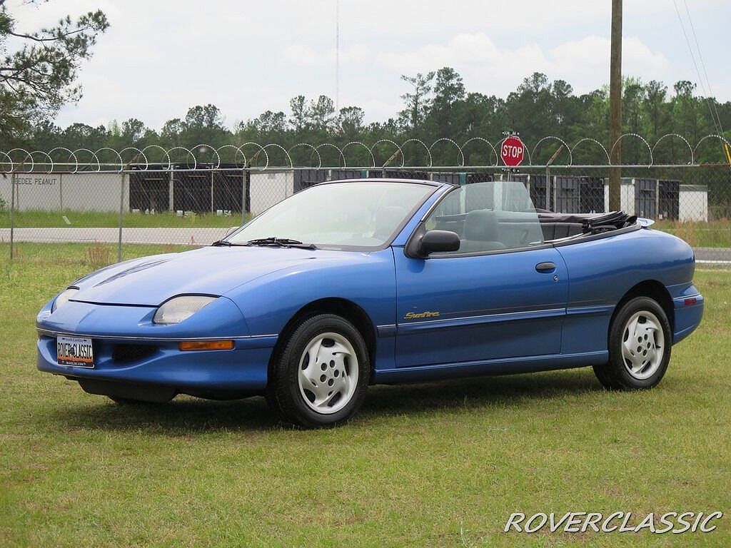 1996 Pontiac Sunfire SE image 5