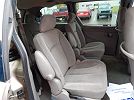 2002 Chrysler Town & Country EL image 10