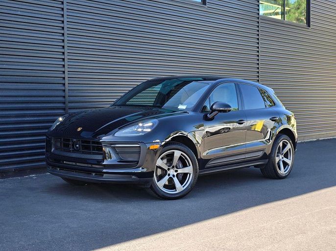 2025 Porsche Macan