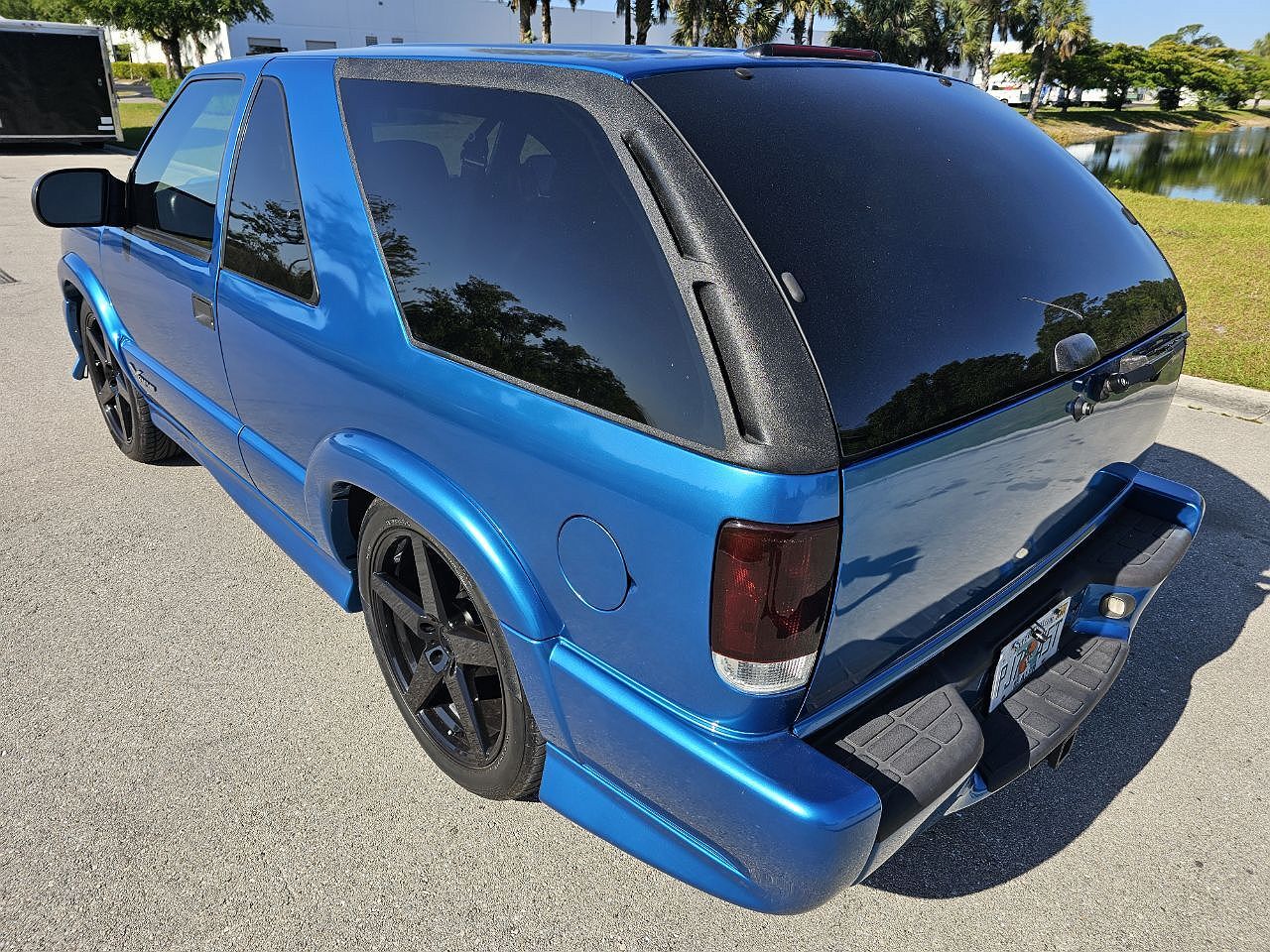 2001 Chevrolet Blazer Xtreme image 2