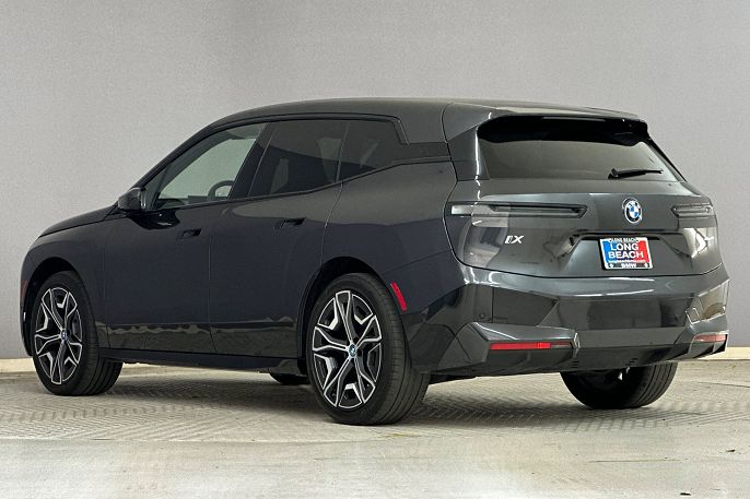 2025 BMW iX