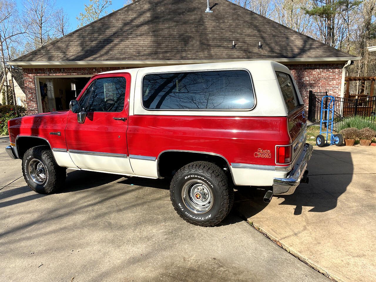 1985 GMC Jimmy null image 7