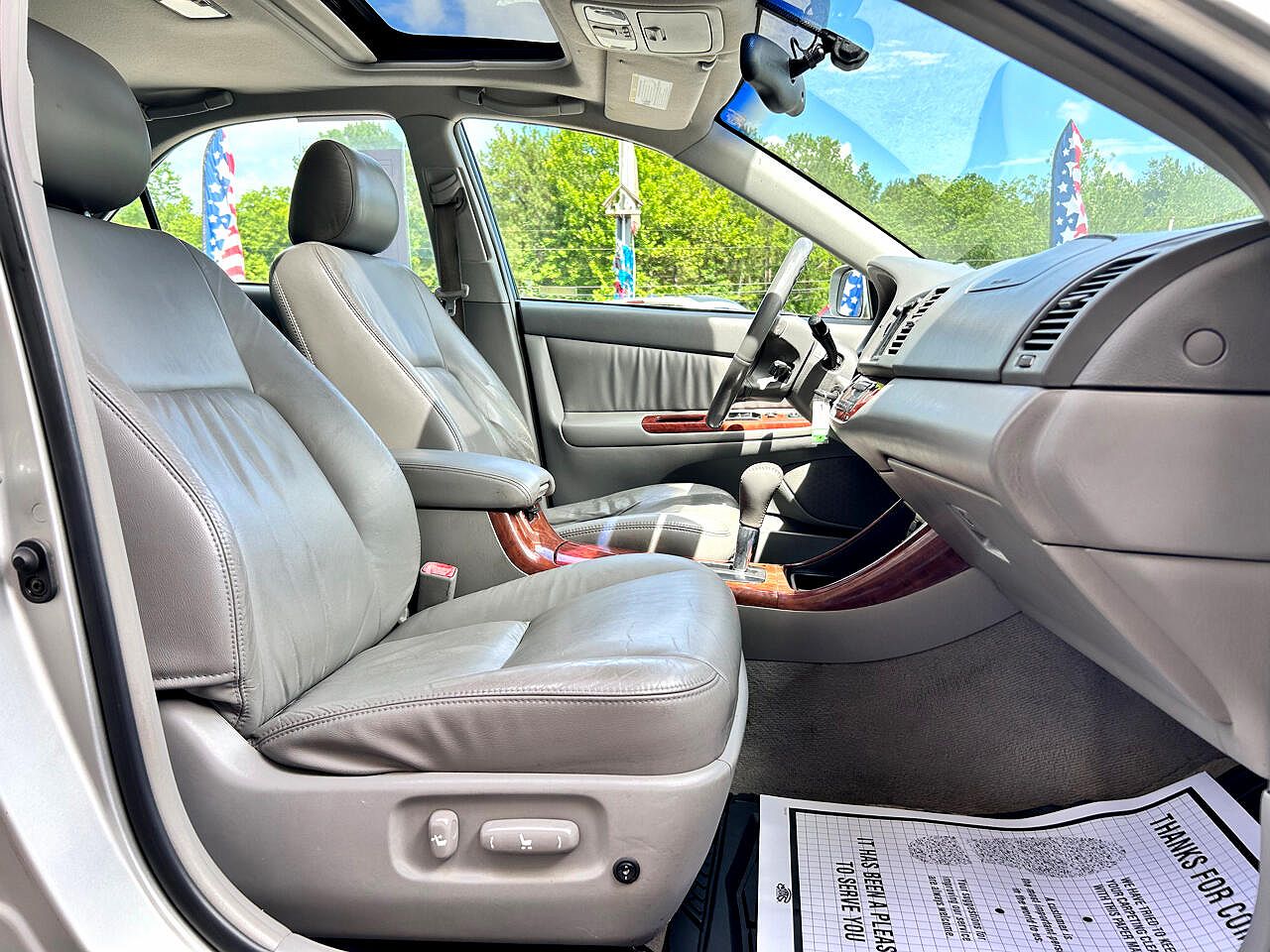 2004 Toyota Camry XLE image 17