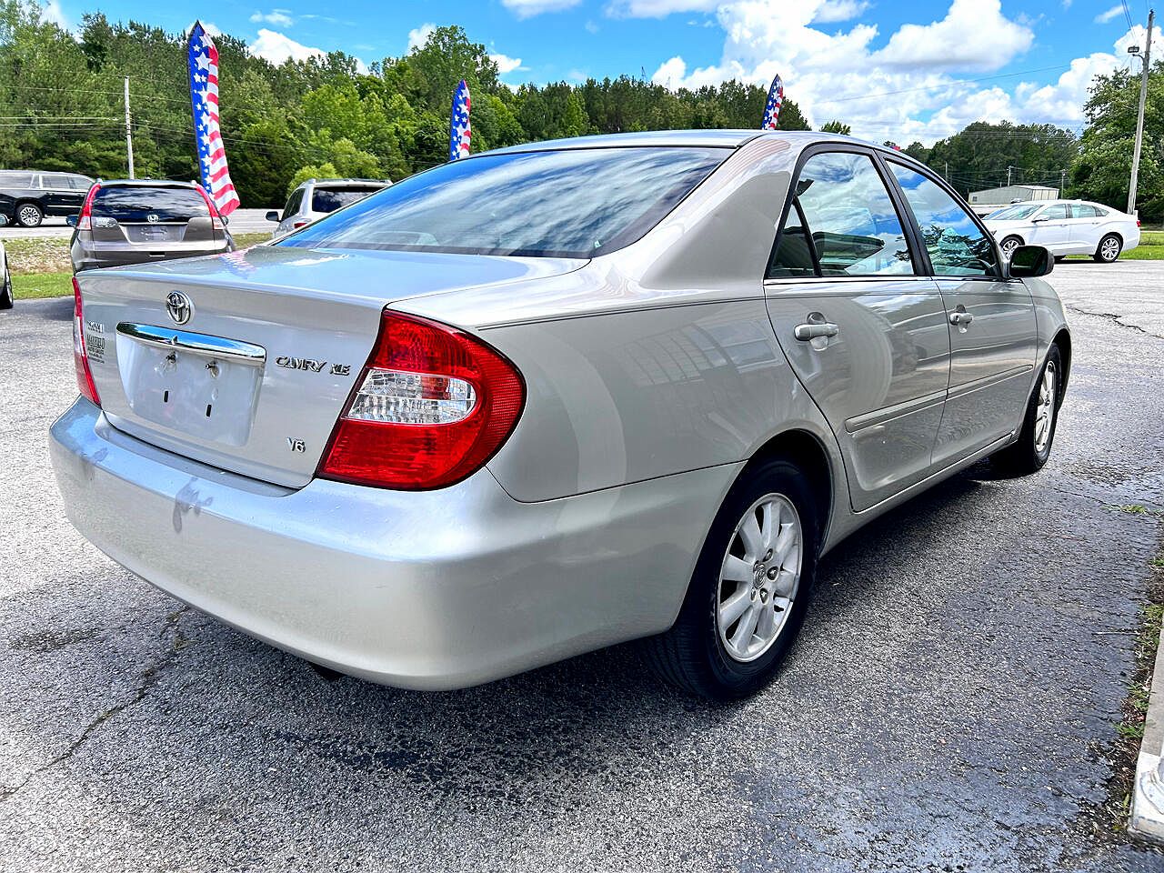 2004 Toyota Camry XLE image 5