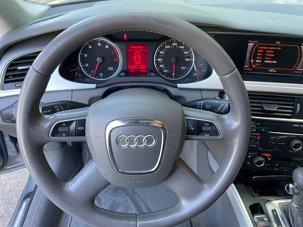 2010 Audi A4 Premium Plus image 14