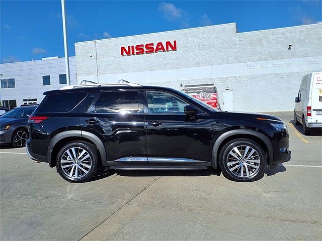 2022 Nissan Pathfinder