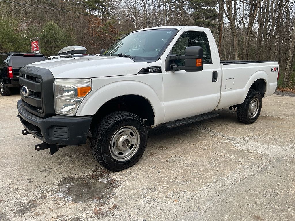 2011 Ford F-250 null image 2