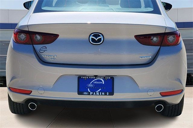 2022 Mazda Mazda3 Premium image 5