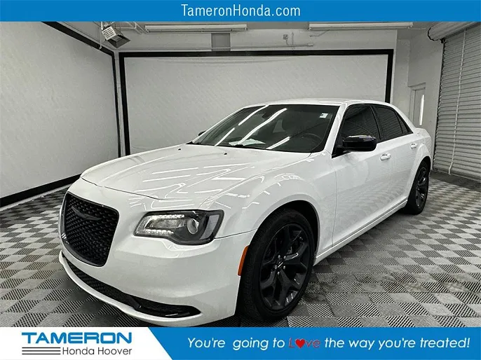 2022 Chrysler 300