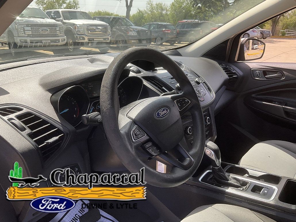 2017 Ford Escape S image 2