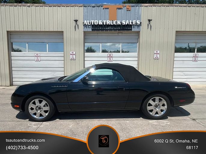2002 Ford Thunderbird