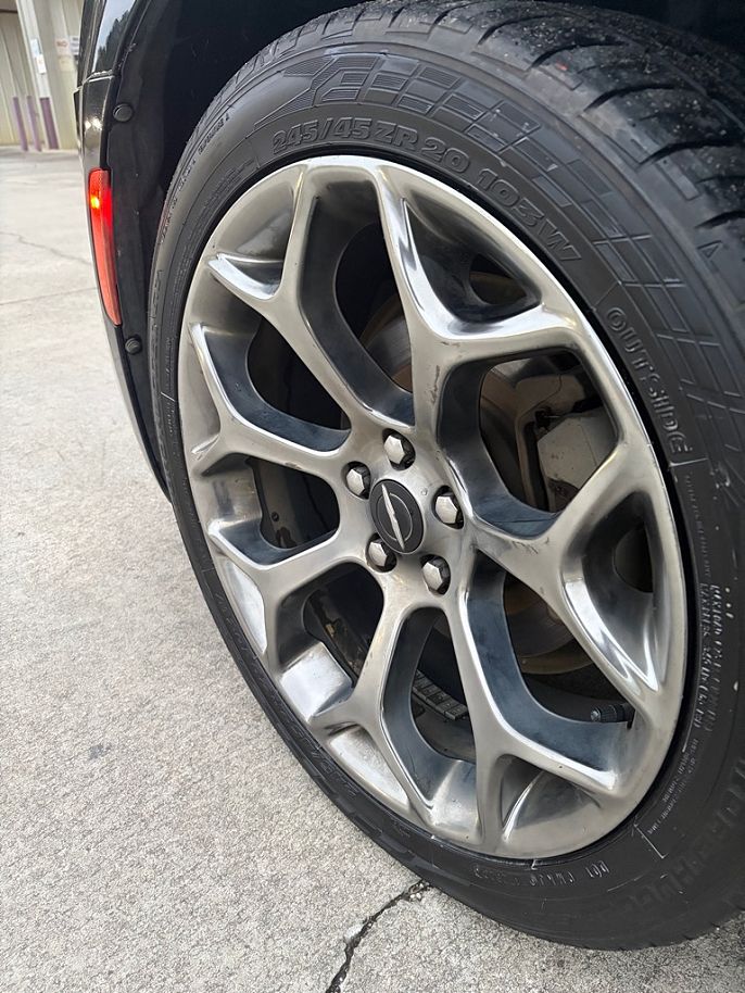 2018 Chrysler 300