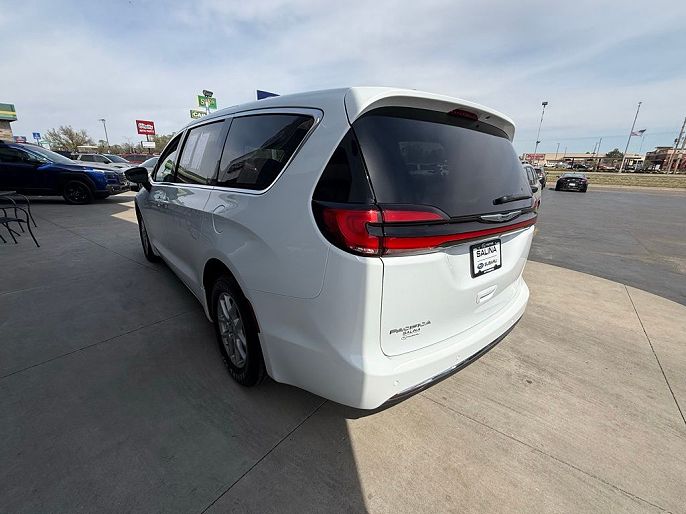 2024 Chrysler Pacifica