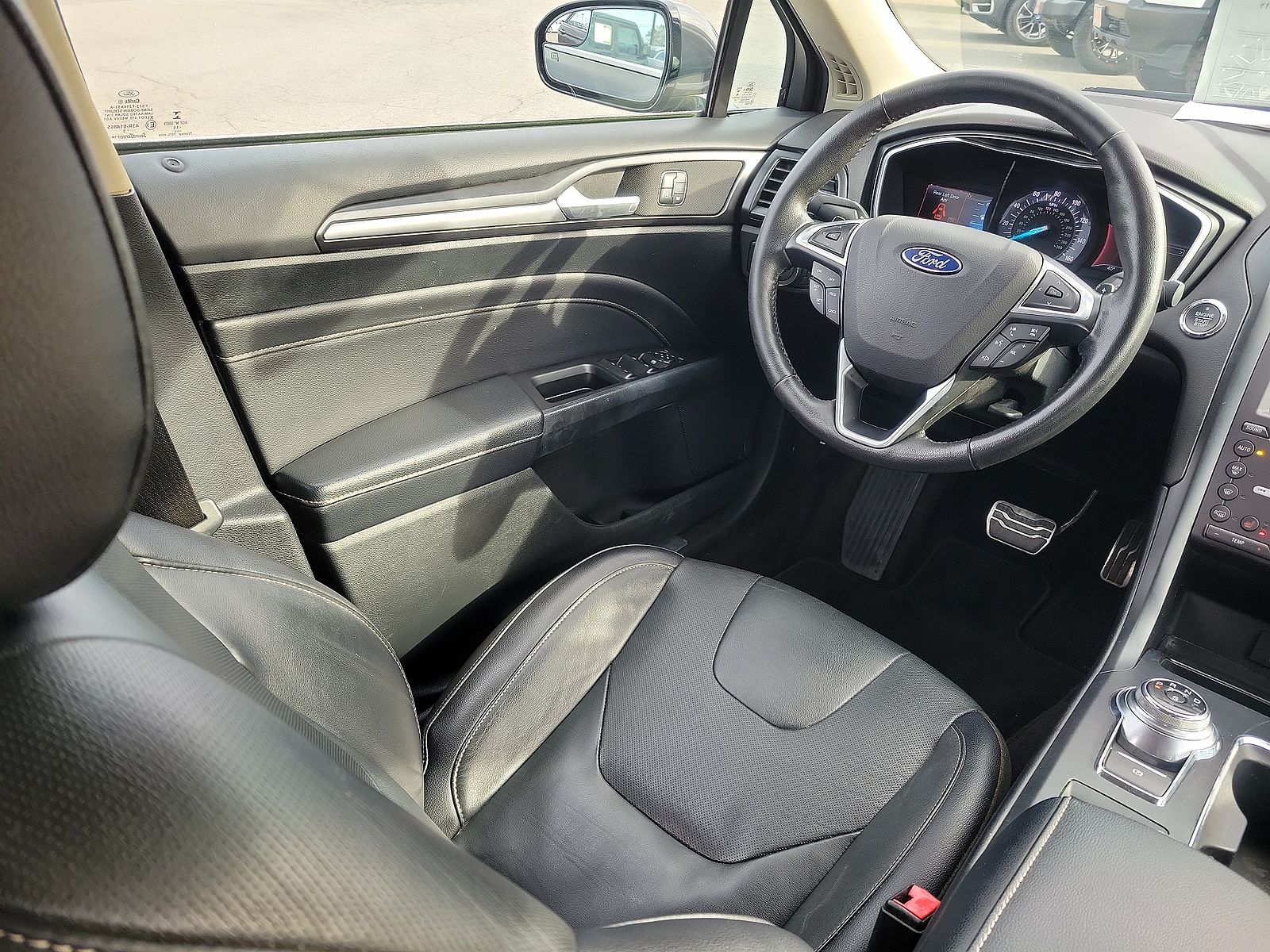 2017 Ford Fusion Titanium image 8