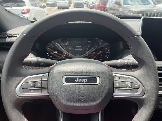 2024 Jeep Compass Trailhawk photo 6