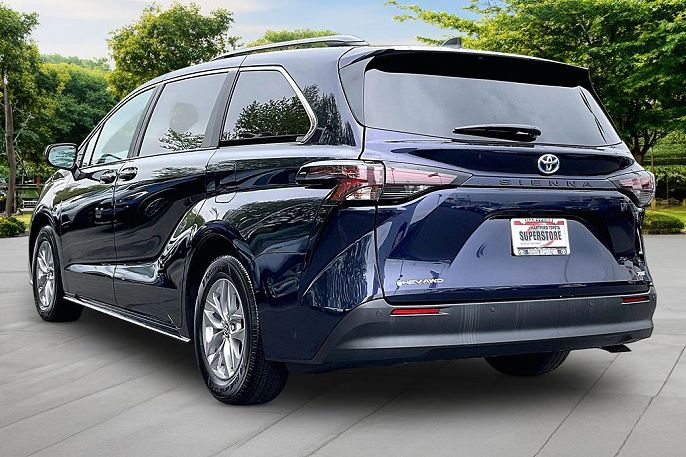 2025 Toyota Sienna