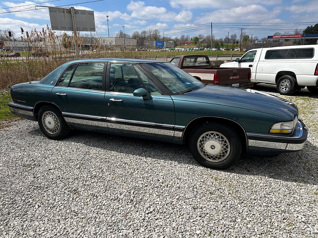 1993 Buick Park Avenue null image 4