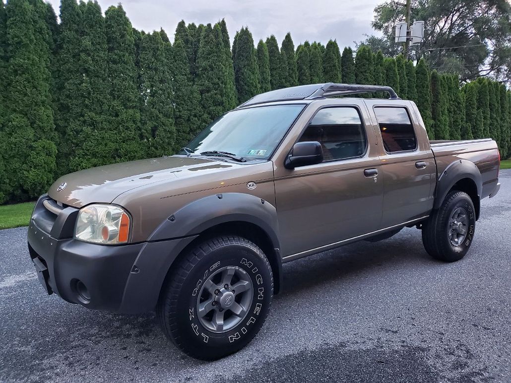 2001 Nissan Frontier XE image 1
