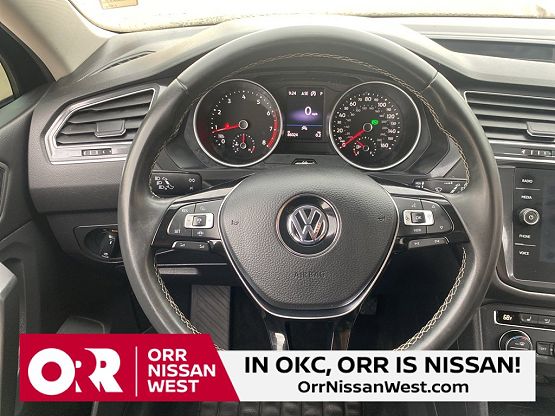 2021 Volkswagen Tiguan SE photo 9